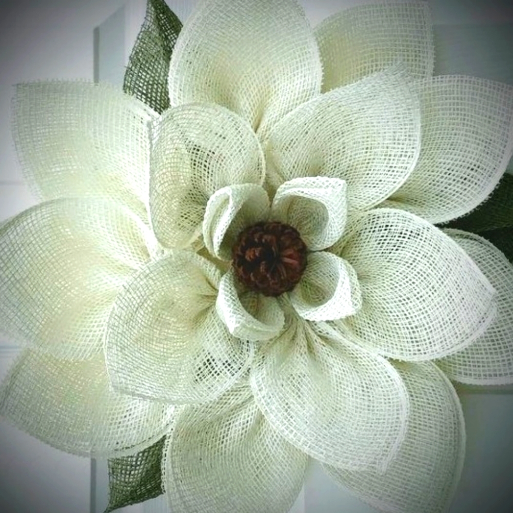 Large magnolia flower Wreath
